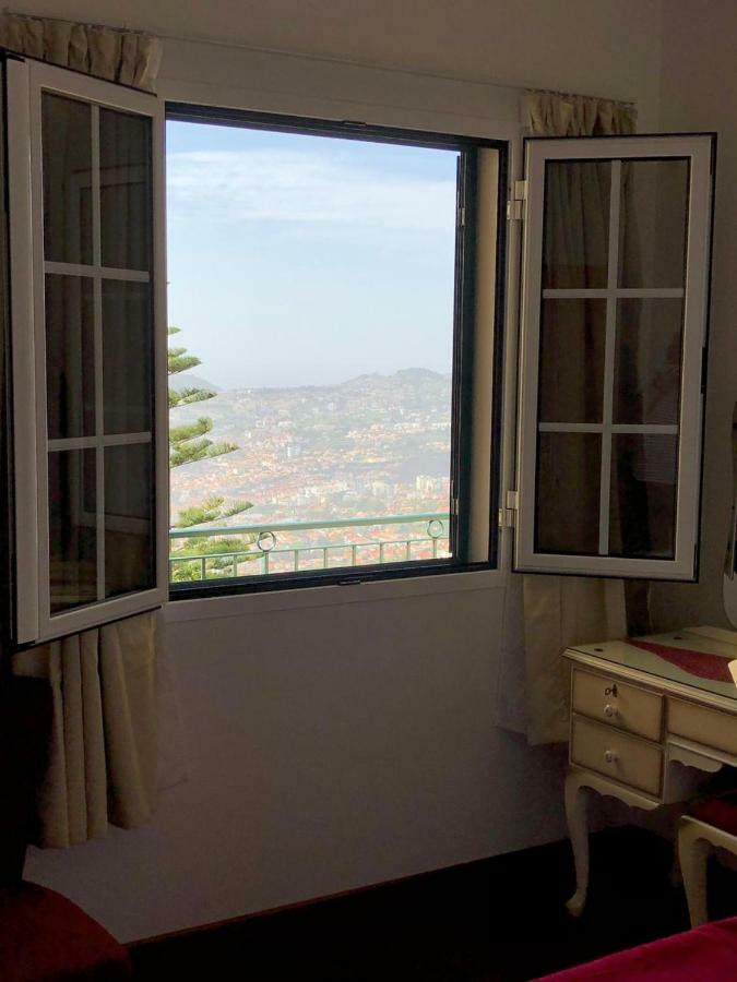 Apartment With Beautiful Ocean And City View Funchal  Exterior photo